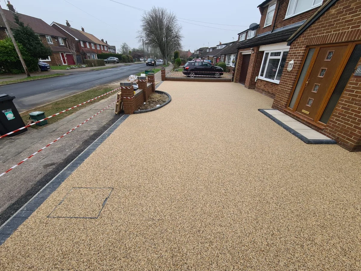 Resin bound driveway installed by A.L. Landscapes in Manchester